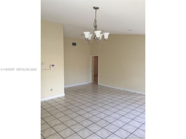 16345 SW 303rd St, Homestead, FL 33033