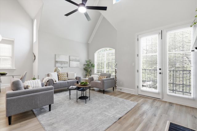748 Rockingham Drive, Irving, TX 75063