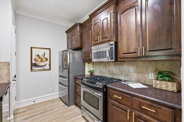 748 Rockingham Drive, Irving, TX 75063