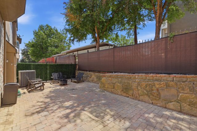 748 Rockingham Drive, Irving, TX 75063