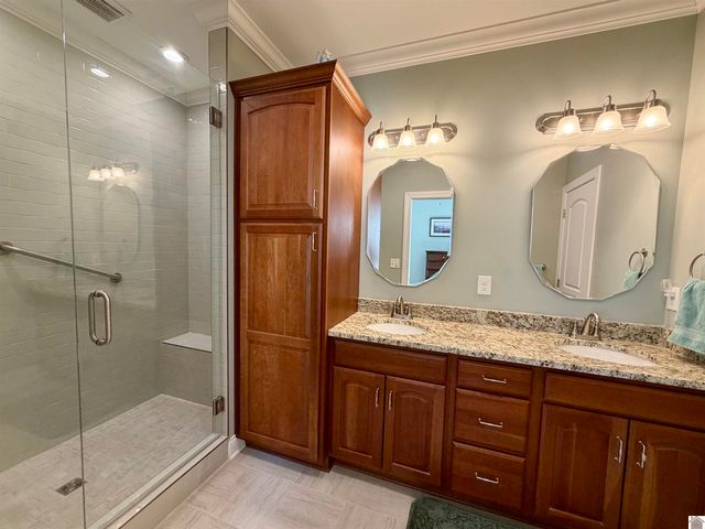 154 Westhaven, Paducah, KY 42001