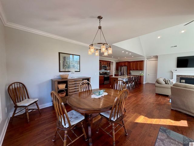 154 Westhaven, Paducah, KY 42001