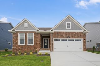 888 Joe Miller Dr, Hendersonville, TN 37075