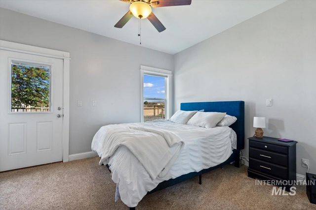 5410 W Beacon Light Rd, Eagle, ID 83616