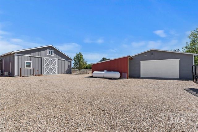 5410 W Beacon Light Rd, Eagle, ID 83616