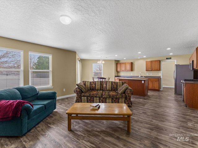 190 W Tehuti Ct., Kuna, ID 83634