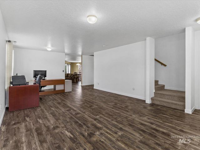 190 W Tehuti Ct., Kuna, ID 83634