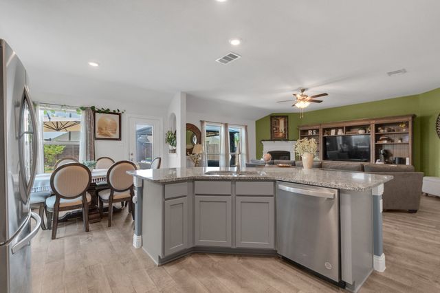 11120 Ranchera Drive, Aubrey, TX 76227