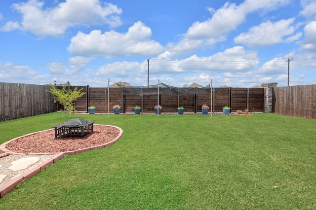 11120 Ranchera Drive, Aubrey, TX 76227