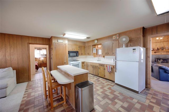 507 South Street, Schulenburg, TX 78956