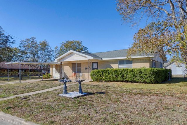 507 South Street, Schulenburg, TX 78956