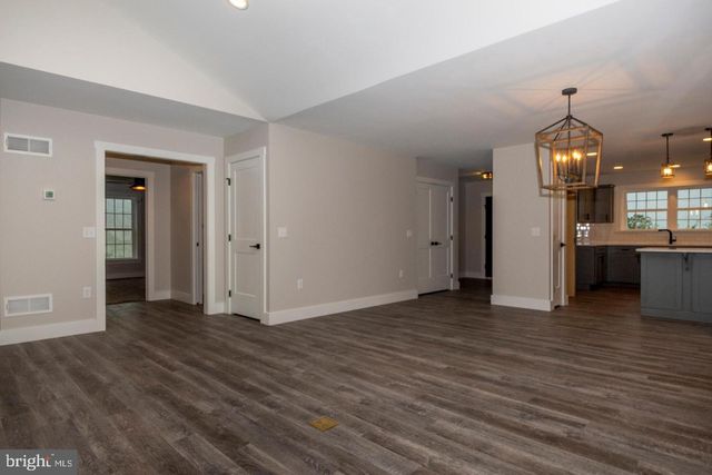 3 LANTERN CT, Carlisle, PA 17013