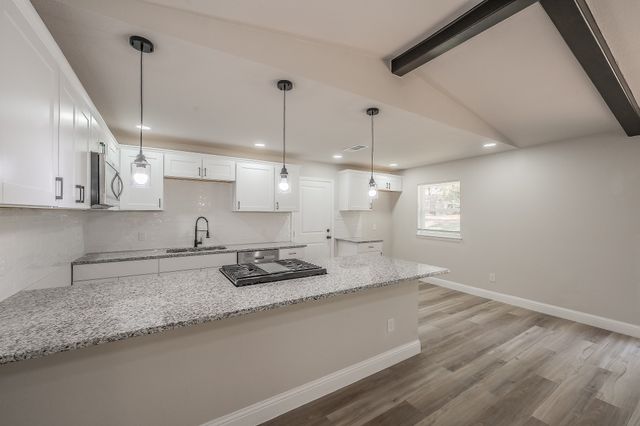 1006 N Ector Drive, Euless, TX 76039