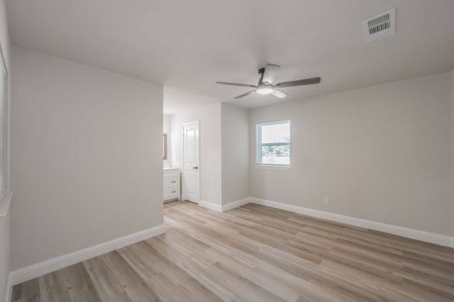 1006 N Ector Drive, Euless, TX 76039