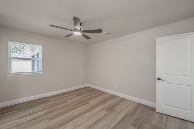 1006 N Ector Drive, Euless, TX 76039