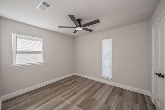 1006 N Ector Drive, Euless, TX 76039