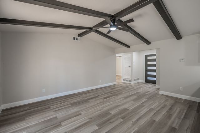 1006 N Ector Drive, Euless, TX 76039