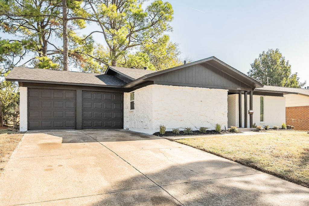 1006 N Ector Drive, Euless, TX 76039