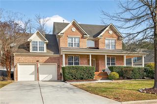 2320 Pierce LN, Virginia Beach, VA 23453