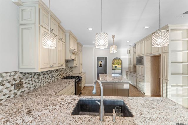 18167 Kenner Dr, Prairieville, LA 70769