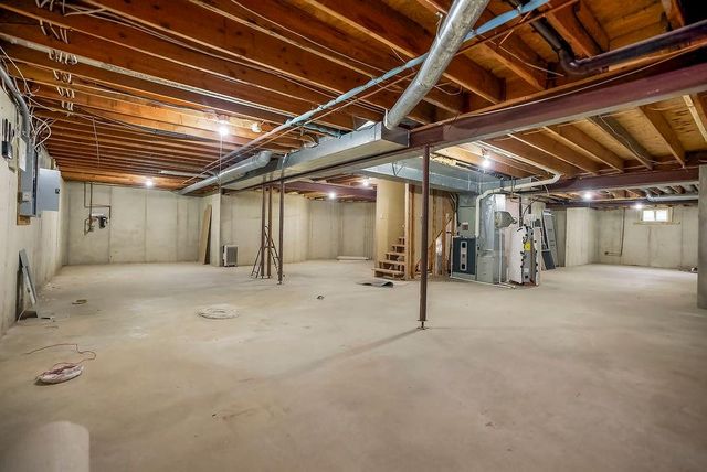 30770 W 119th Street, Olathe, KS 66061