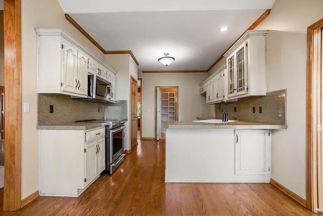 30770 W 119th Street, Olathe, KS 66061