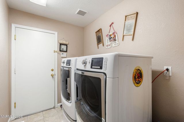 5480 Spandrell Lane, Sparks, NV 89436