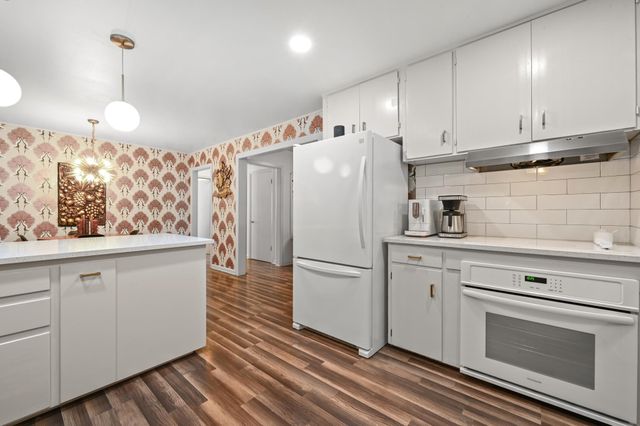 807 Campbell ST, Lockhart, TX 78644