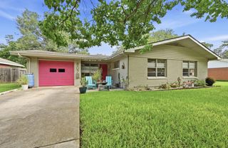 807 Campbell ST, Lockhart, TX 78644