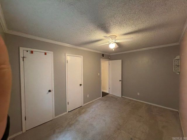 2112 E 14th Street, Russellville, AR 72802