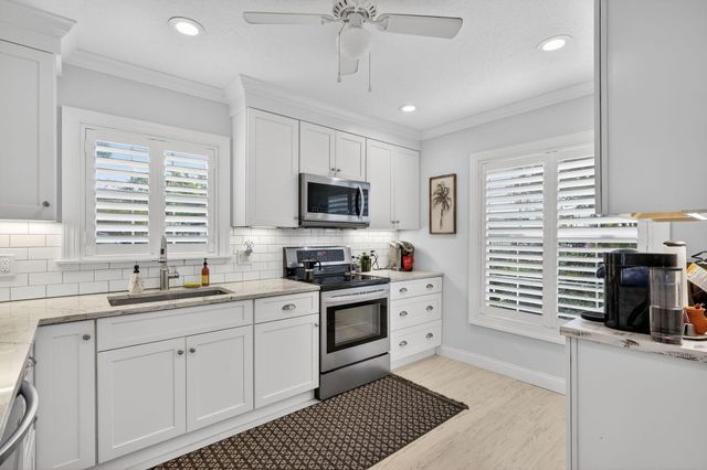 1866 SW Palm City Road 107, Stuart, FL 34994