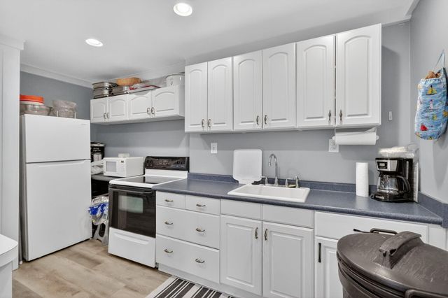 1866 SW Palm City Road 107, Stuart, FL 34994