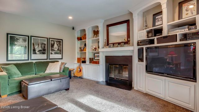 3116 Ridgemoor Ct, Prospect, KY 40059
