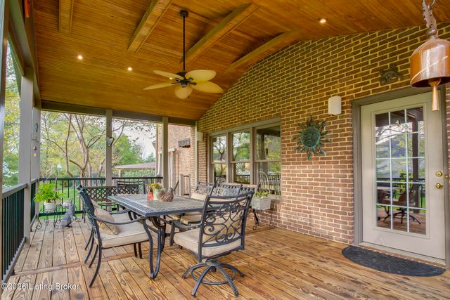 3116 Ridgemoor Ct, Prospect, KY 40059