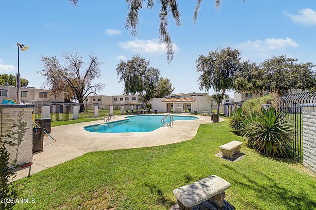 5204 N 42ND Drive, Phoenix, AZ 85019