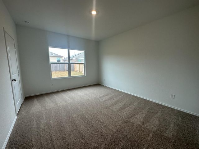 312 Sonterra DR, San Marcos, TX 78666