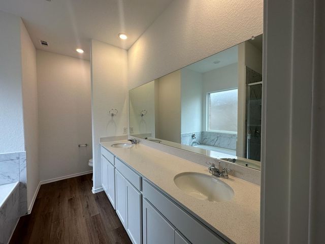 312 Sonterra DR, San Marcos, TX 78666