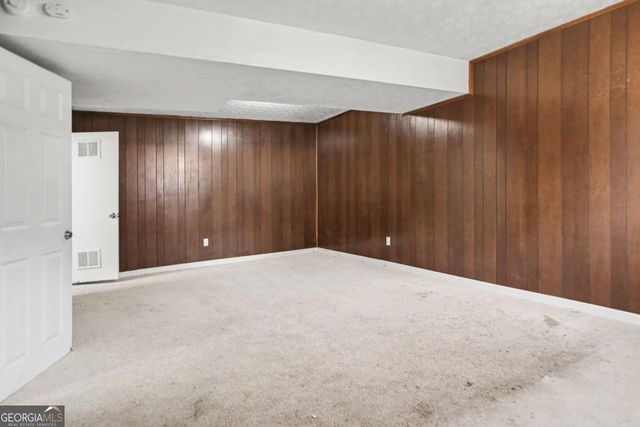 2120 Sandgate Circle, Atlanta, GA 30349