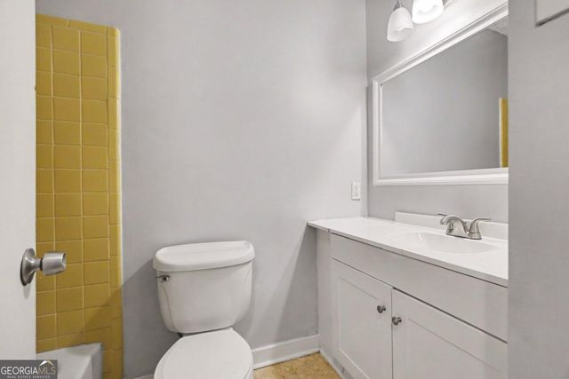 2120 Sandgate Circle, Atlanta, GA 30349