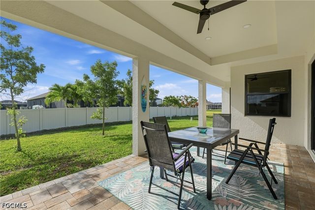 1813 NW 37th PL, Cape Coral, FL 33993