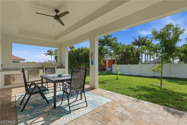 1813 NW 37th PL, Cape Coral, FL 33993