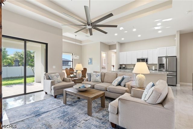 1813 NW 37th PL, Cape Coral, FL 33993
