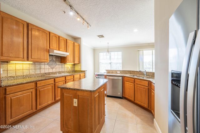 215 OCEAN GRANDE Drive PH3, Ponte Vedra Beach, FL 32082