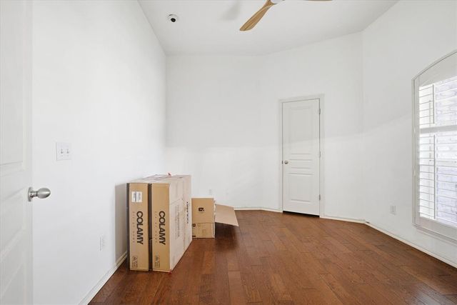 19509 Crest Ridge Drive, Edmond, OK 73012