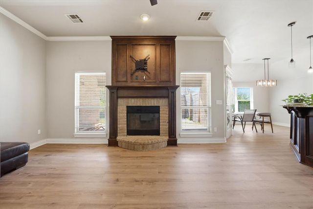 19509 Crest Ridge Drive, Edmond, OK 73012