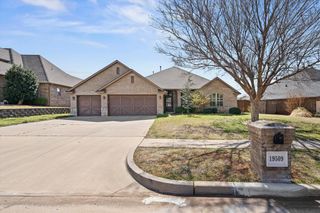 19509 Crest Ridge Drive, Edmond, OK 73012