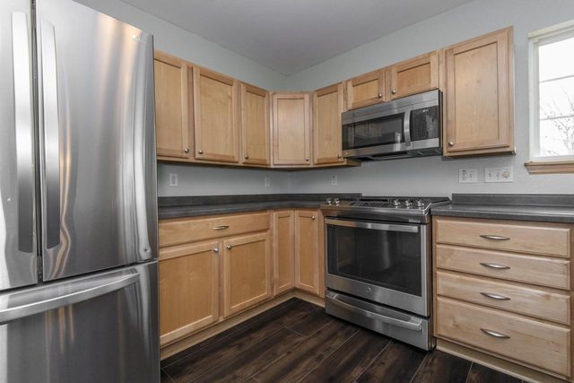 3800 Rivers Crossing DRIVE, Waukesha, WI 53189