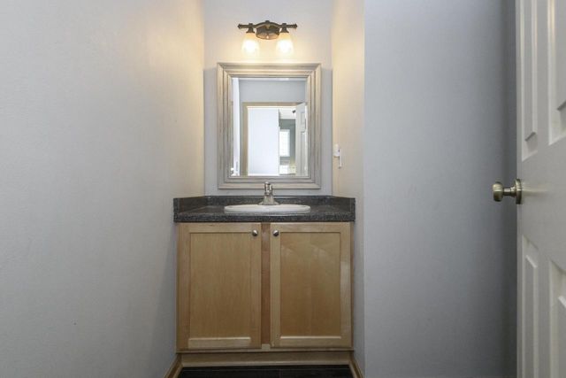 3800 Rivers Crossing DRIVE, Waukesha, WI 53189