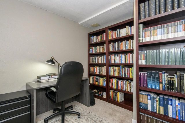 3800 Rivers Crossing DRIVE, Waukesha, WI 53189