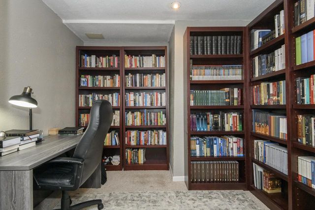 3800 Rivers Crossing DRIVE, Waukesha, WI 53189